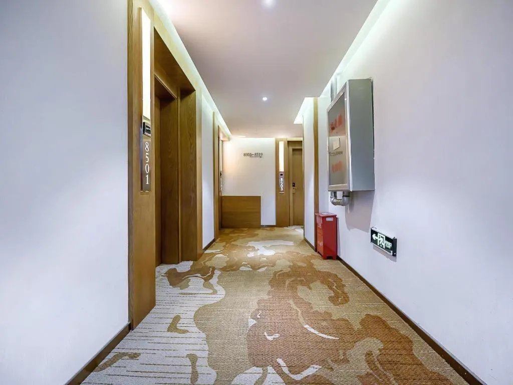 James Joyce Coffetel Shenyang North Railway Station Qishan Road Metro Station