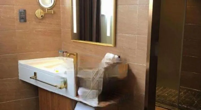 James Joyce Coffetel Shenyang North Railway Station Qishan Road Metro Station