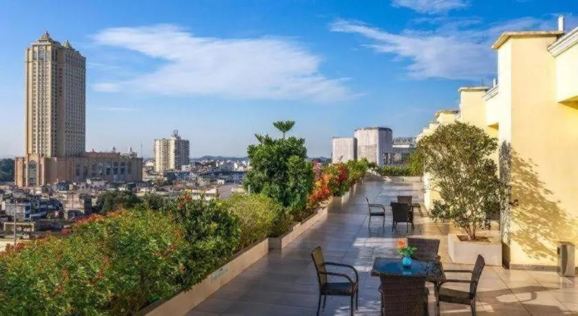 Magnotel Hotel Dongxing Guomen Port