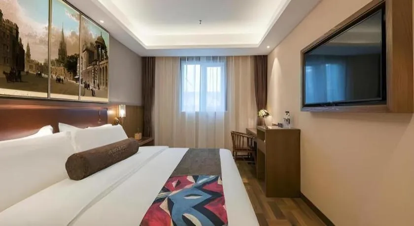 Bed in James Joyce Coffetel Beijing West Railway Station Lianhua Bridge