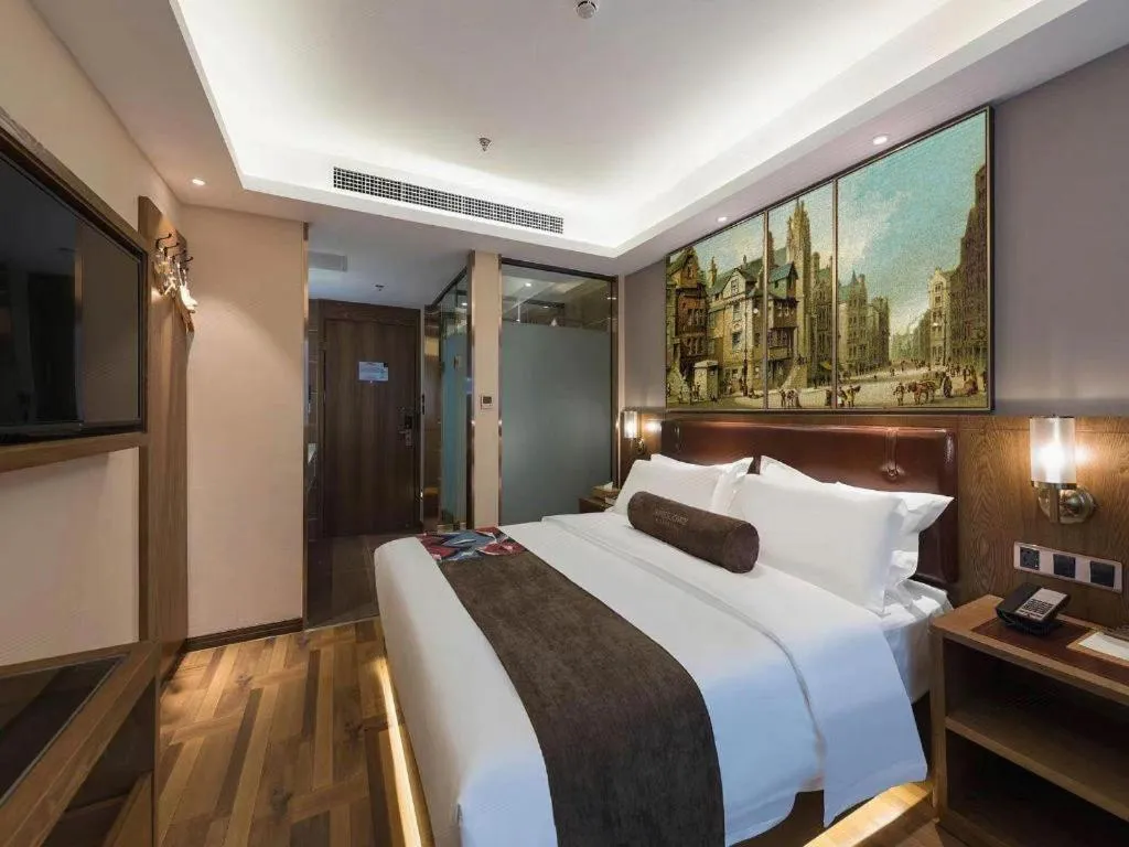 Bed in James Joyce Coffetel Beijing West Railway Station Lianhua Bridge