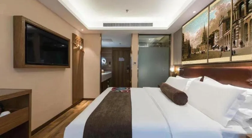 Bed in James Joyce Coffetel Beijing West Railway Station Lianhua Bridge