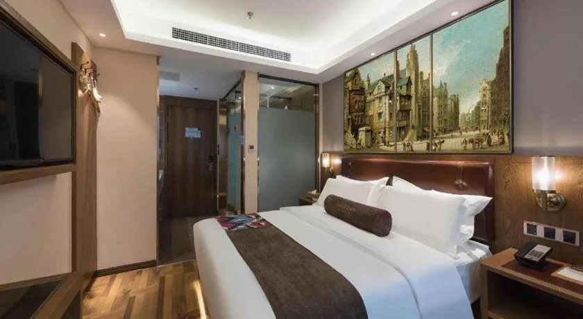 Bed in James Joyce Coffetel Beijing West Railway Station Lianhua Bridge