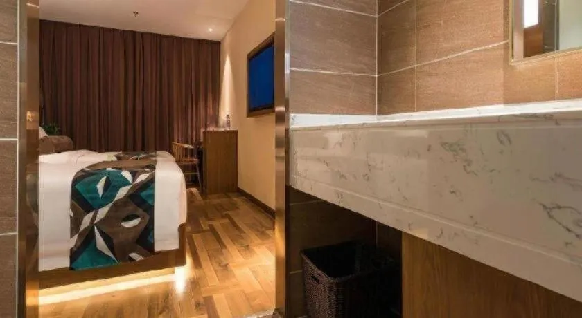 Bed in James Joyce Coffetel Beijing West Railway Station Lianhua Bridge