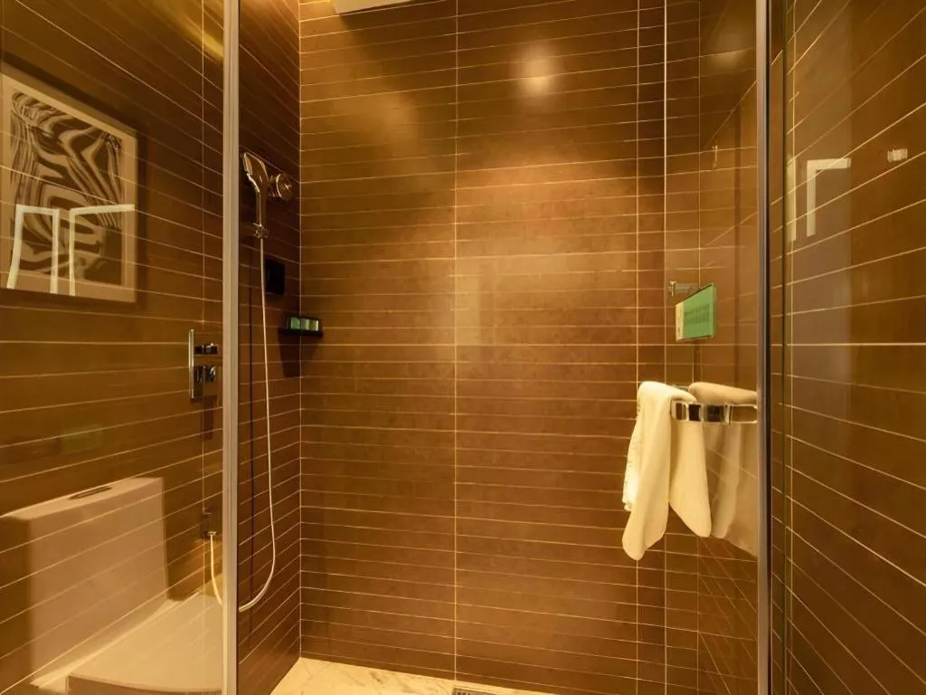 Xana Hotelle Shenyang Zhongshan Plaza the Affiliated First Hospital of China Medical University