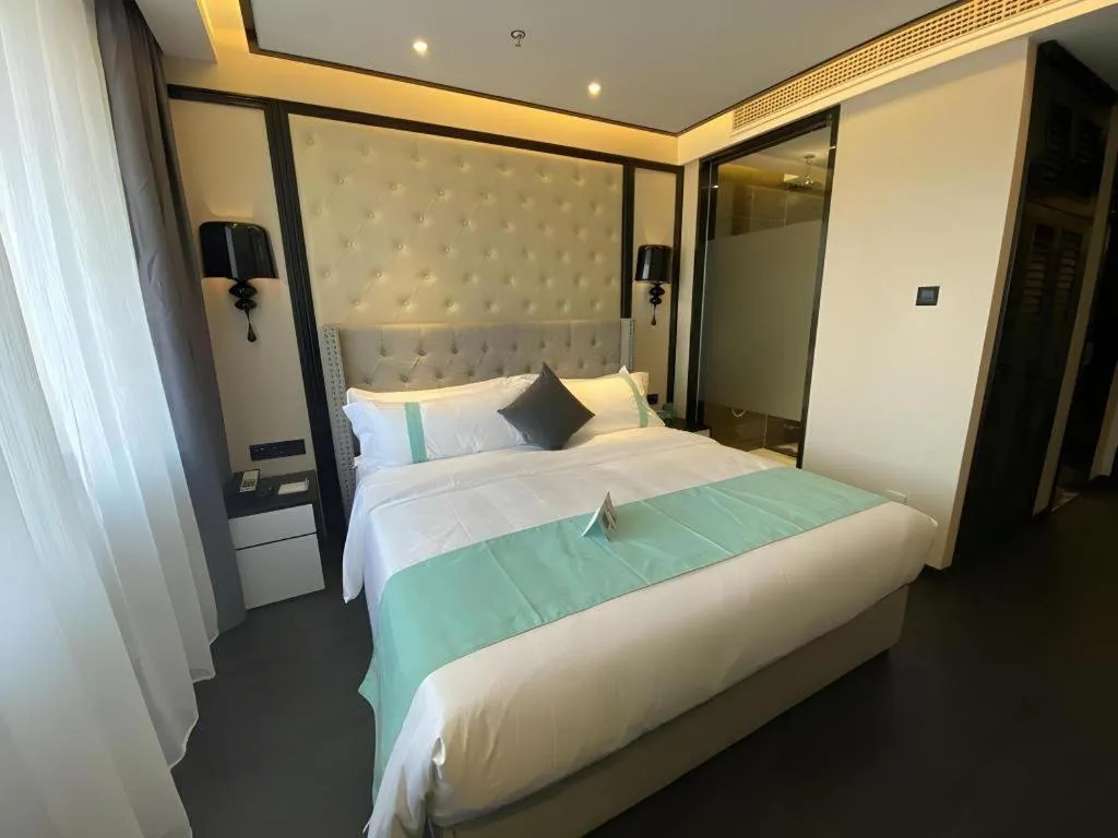 Bed in Xana Hotelle Shenyang Zhongshan Plaza the Affiliated First Hospital of China Medical University