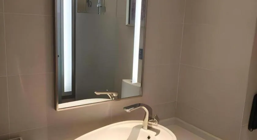 Xana Hotelle Shenyang Zhongshan Plaza the Affiliated First Hospital of China Medical University