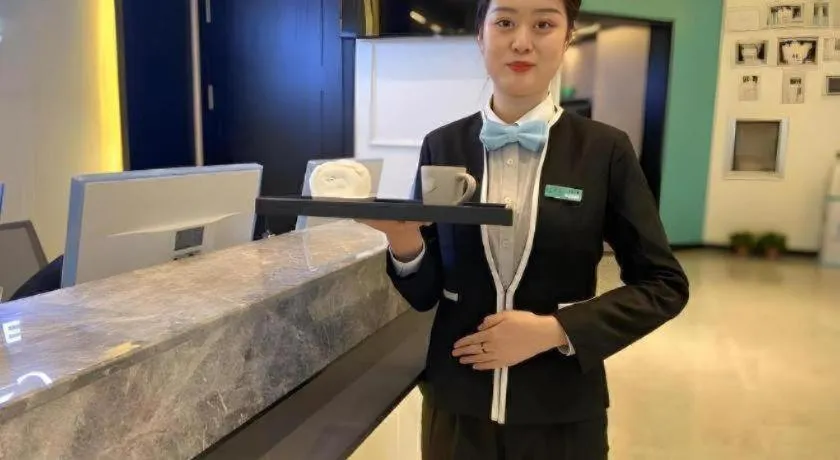 Xana Hotelle Shenyang Zhongshan Plaza the Affiliated First Hospital of China Medical University