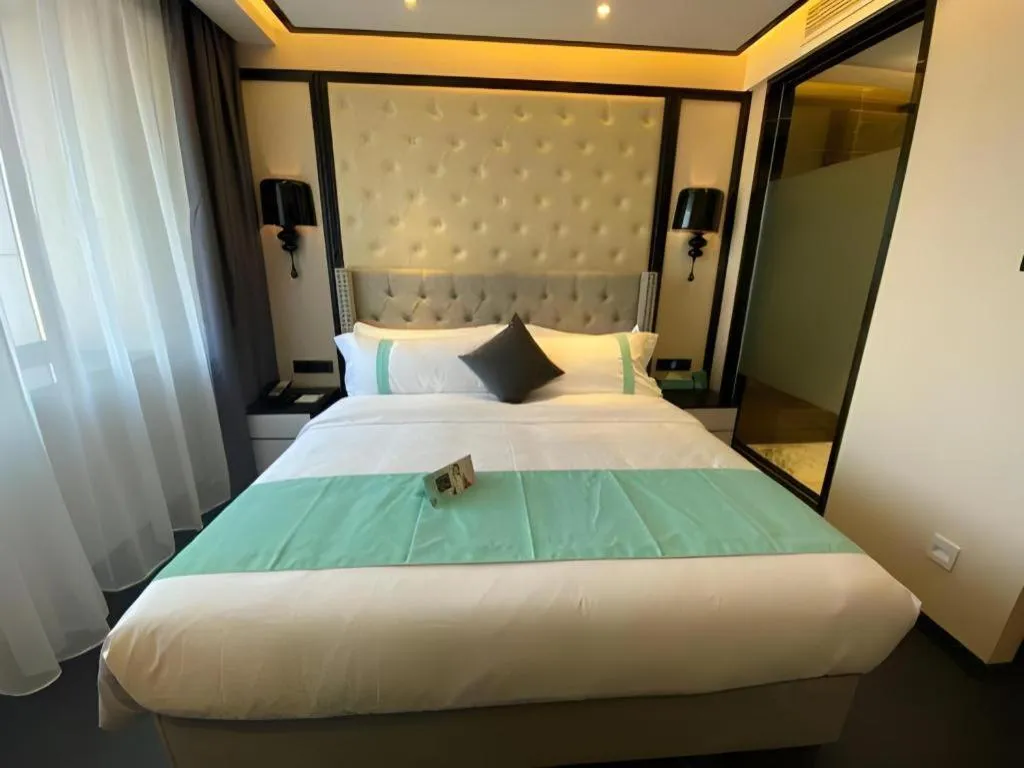 Bed in Xana Hotelle Shenyang Zhongshan Plaza the Affiliated First Hospital of China Medical University