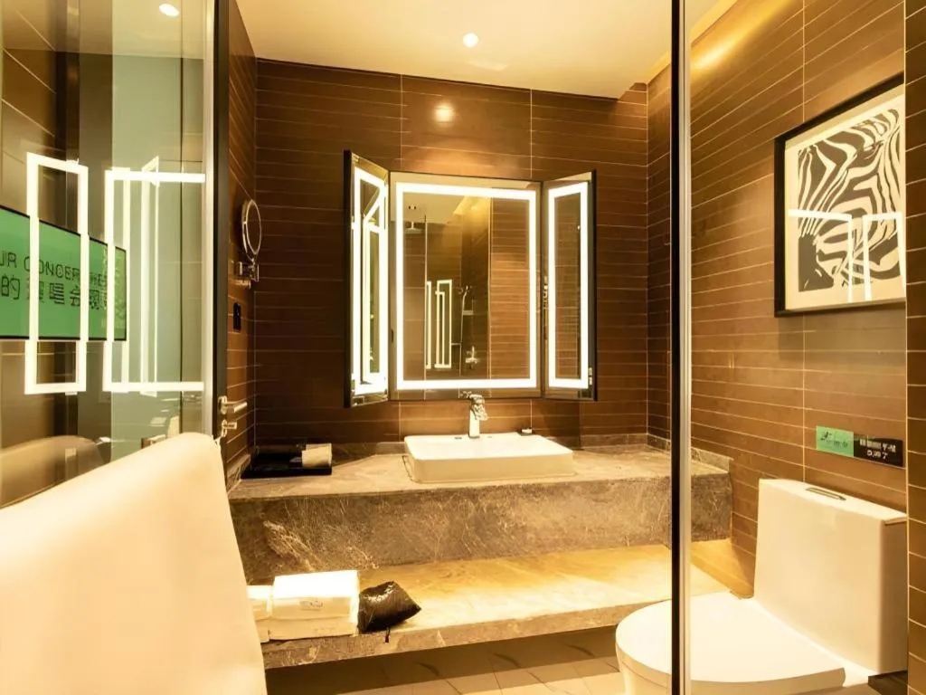 Xana Hotelle Shenyang Zhongshan Plaza the Affiliated First Hospital of China Medical University