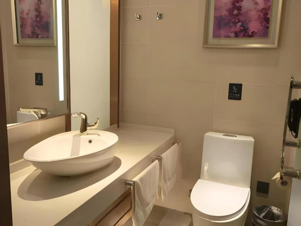 Xana Hotelle Shenyang Zhongshan Plaza the Affiliated First Hospital of China Medical University