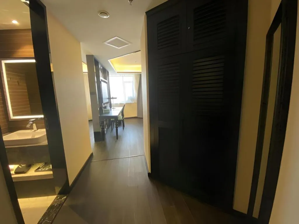 Xana Hotelle Shenyang Zhongshan Plaza the Affiliated First Hospital of China Medical University