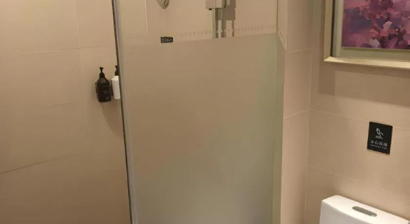 Xana Hotelle Shenyang Zhongshan Plaza the Affiliated First Hospital of China Medical University