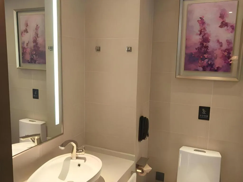 Xana Hotelle Shenyang Zhongshan Plaza the Affiliated First Hospital of China Medical University