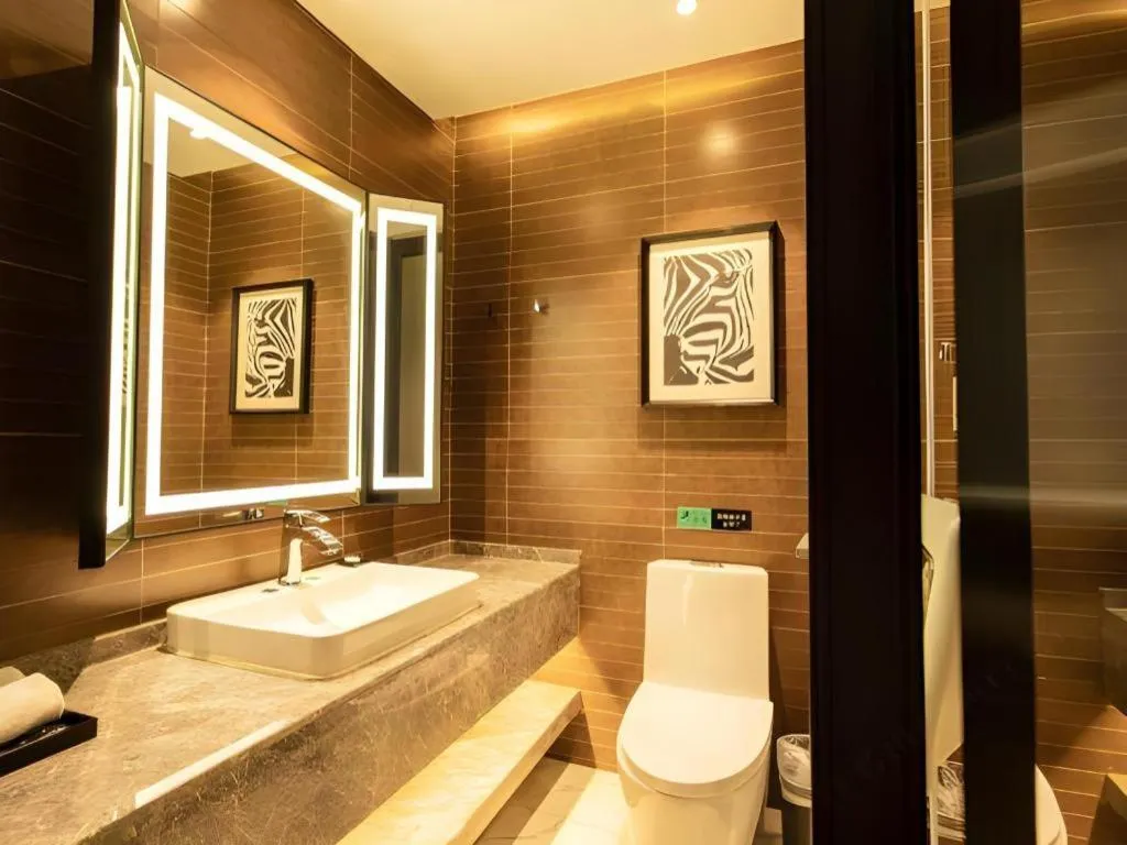 Xana Hotelle Shenyang Zhongshan Plaza the Affiliated First Hospital of China Medical University