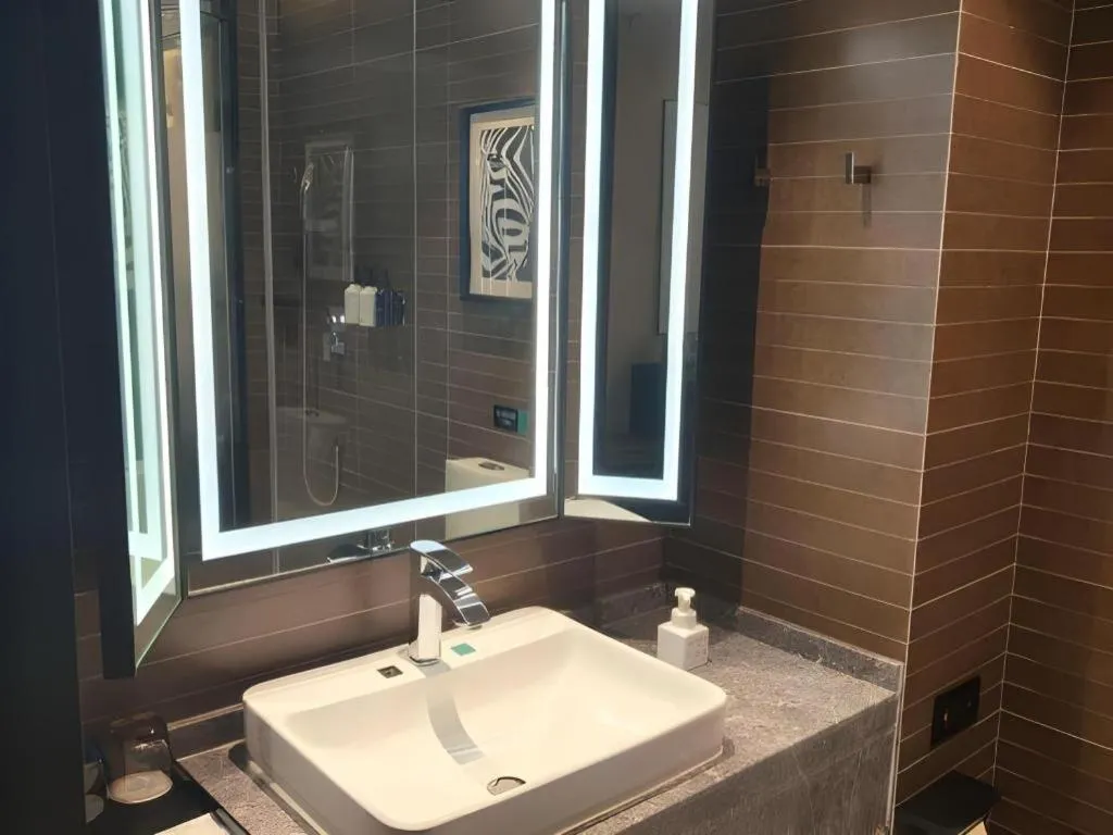 Xana Hotelle Shenyang Zhongshan Plaza the Affiliated First Hospital of China Medical University