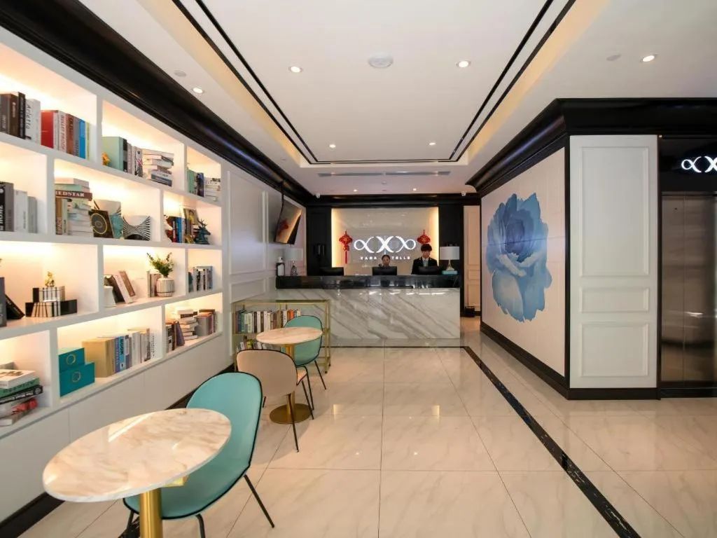 Xana Hotelle Zhuhai Gongbei Port