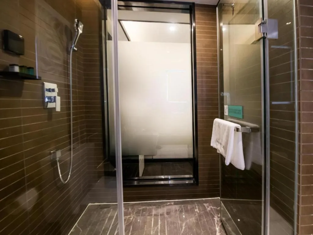 Xana Hotelle Zhuhai Gongbei Port