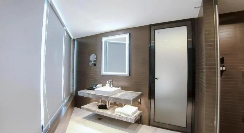 Xana Hotelle Zhuhai Gongbei Port