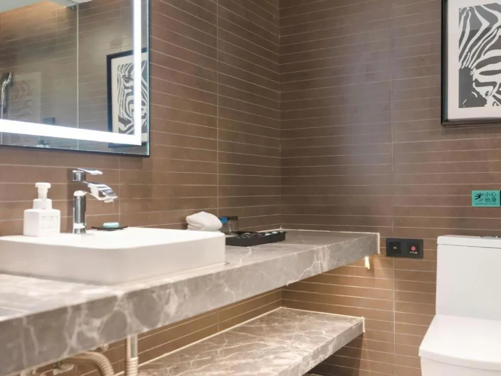 Xana Hotelle Zhuhai Gongbei Port