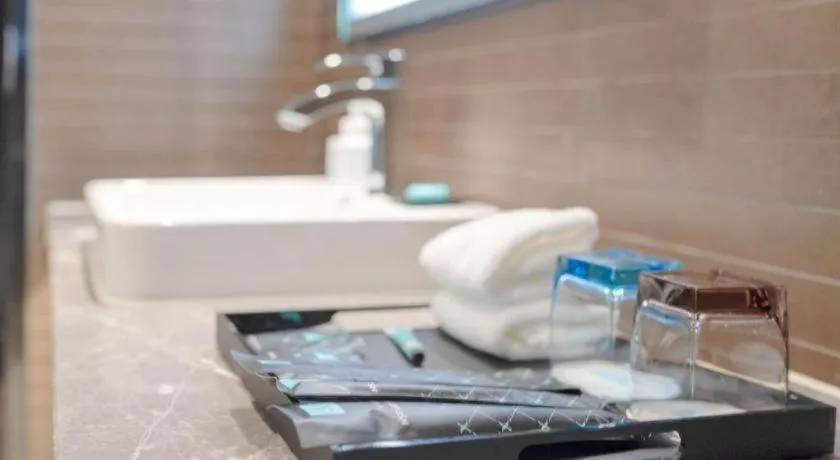 Xana Hotelle Zhuhai Gongbei Port