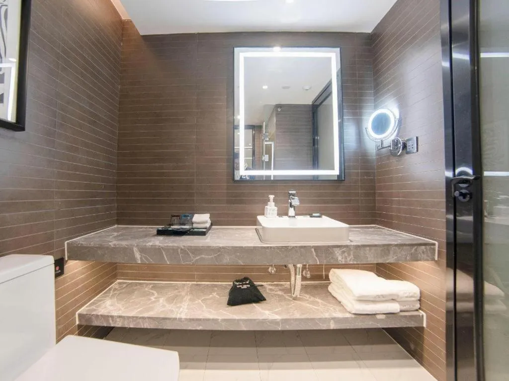 Xana Hotelle Zhuhai Gongbei Port