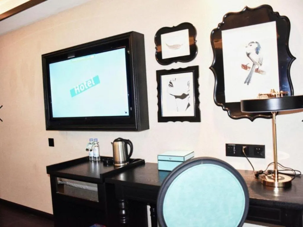 Xana Hotelle Zhuhai Gongbei Port