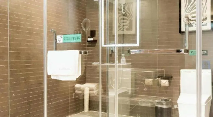 Xana Hotelle Zhuhai Gongbei Port