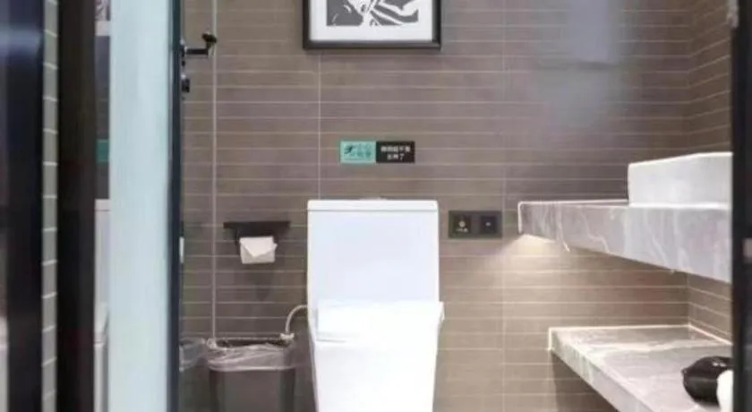 Xana Hotelle Zhuhai Gongbei Port