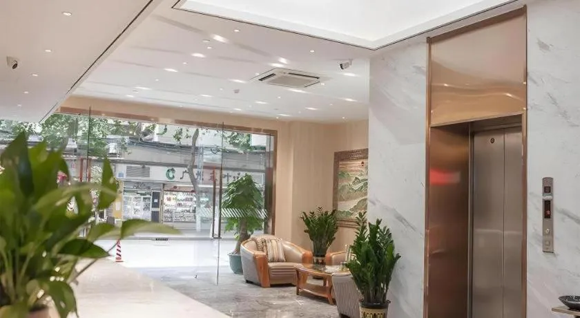 Zmax Hotel Guangzhou Railway Station