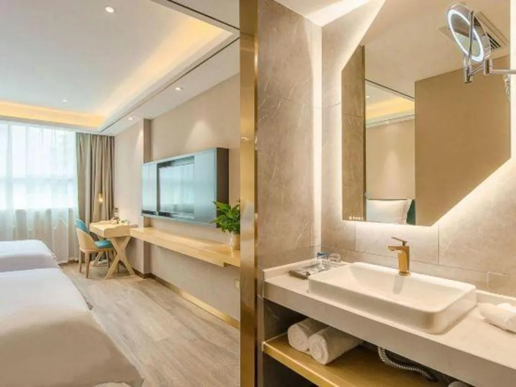 Bed in Zmax Hotel Guangzhou Railway Station