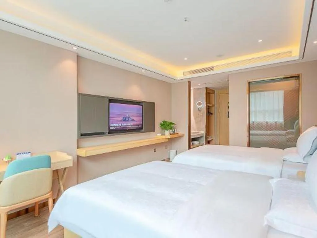 Bed in Zmax Hotel Guangzhou Railway Station