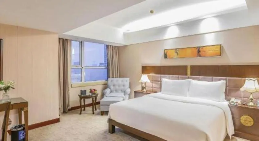 Bed in YUN-RAY Ambassador Hotel