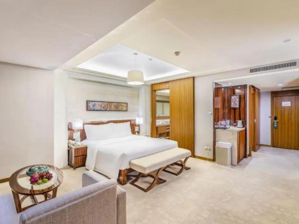 Bed in YUN-RAY Ambassador Hotel