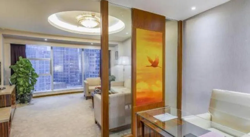 YUN-RAY Ambassador Hotel