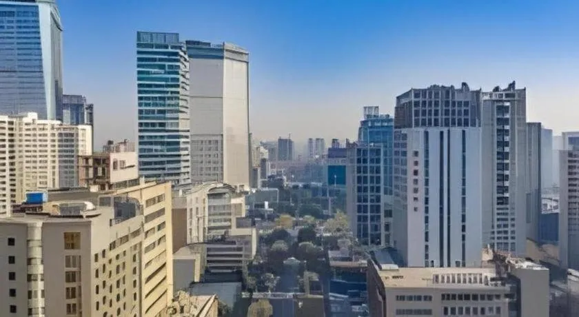 YUN-RAY Ambassador Hotel