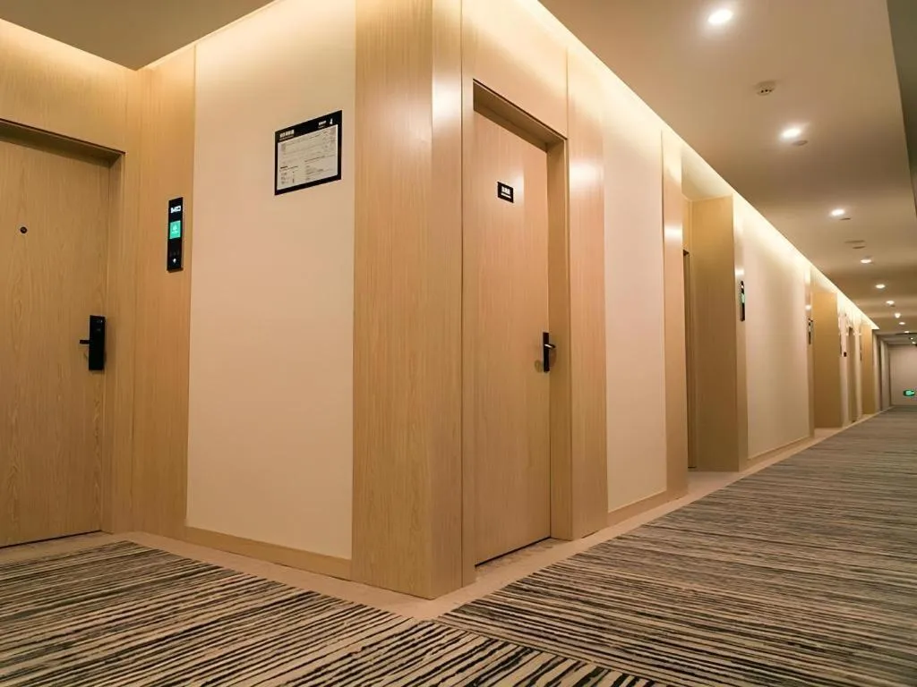 GreenTree Inn Express Hebei Tangshan Caofeidian Industrial Park 11 Plus Bus Station