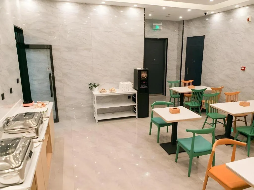 GreenTree Inn Express Hebei Tangshan Caofeidian Industrial Park 11 Plus Bus Station