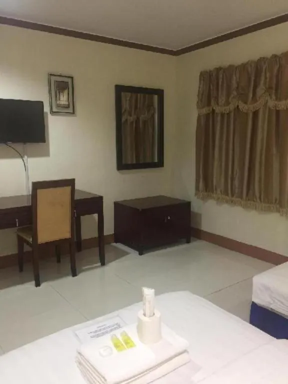 Bed in Jeamco Royal Hotel - Baybay