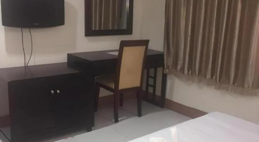 Bed in Jeamco Royal Hotel - Baybay