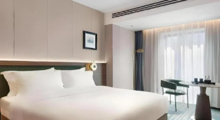 Bed in Aden Select Shenzhen Taizi