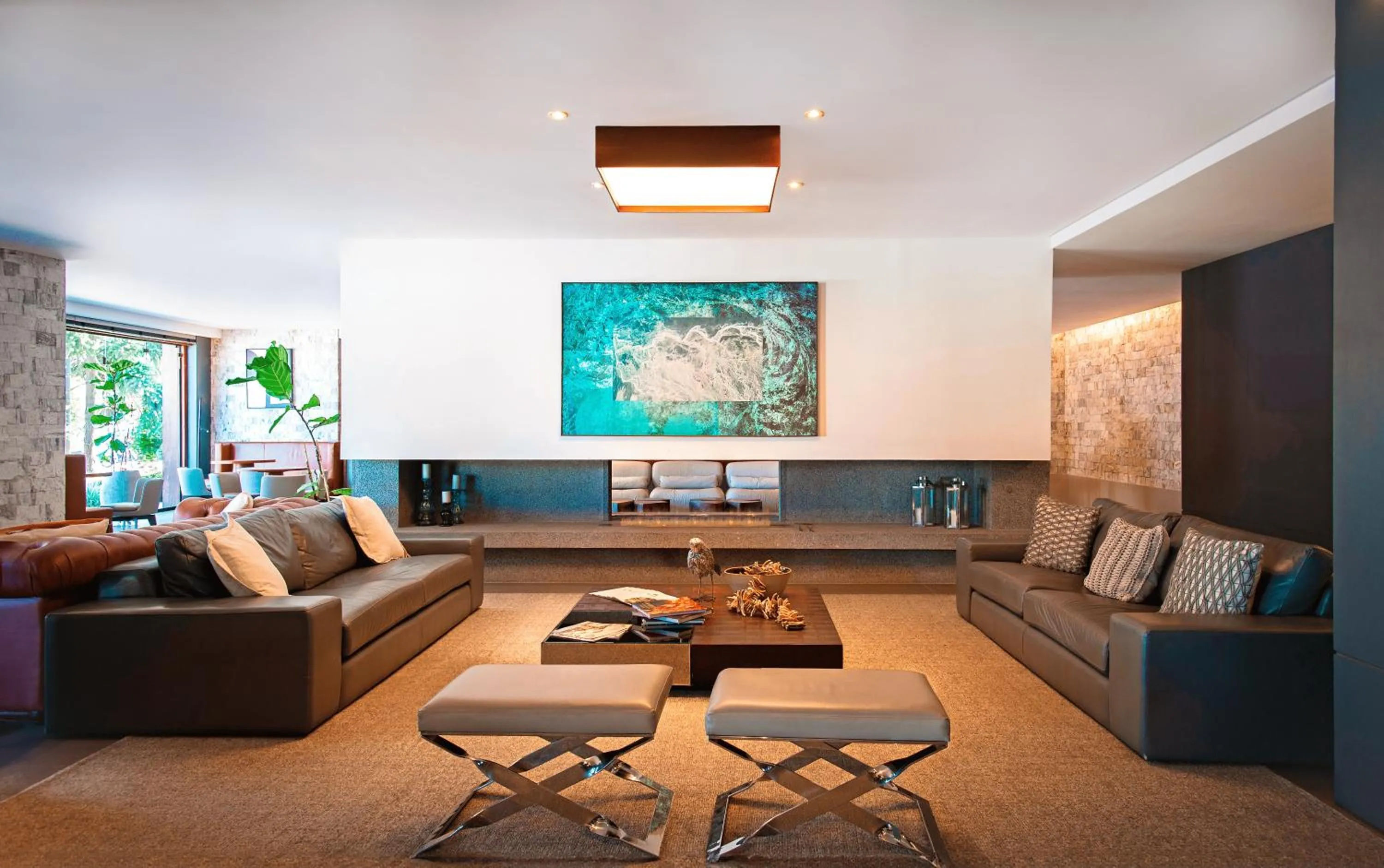 Property building in Hotel Cercano