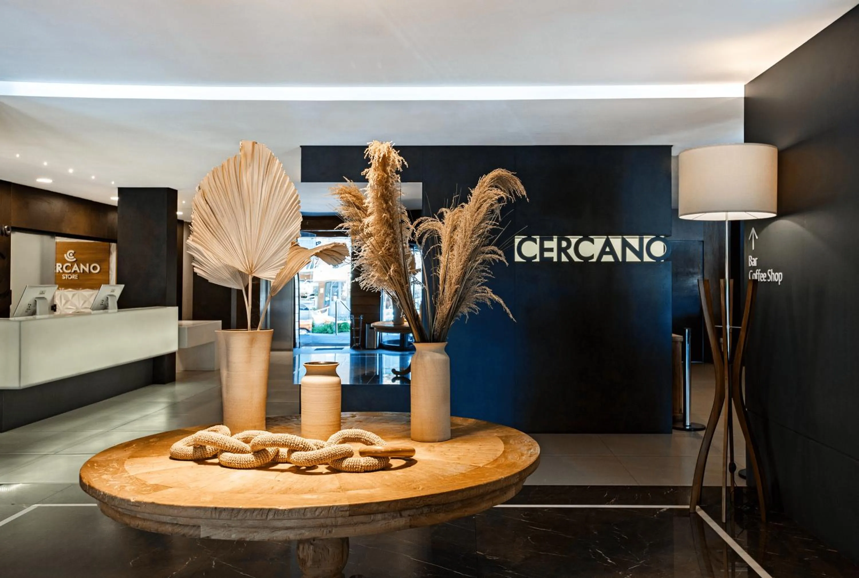 Property building in Hotel Cercano