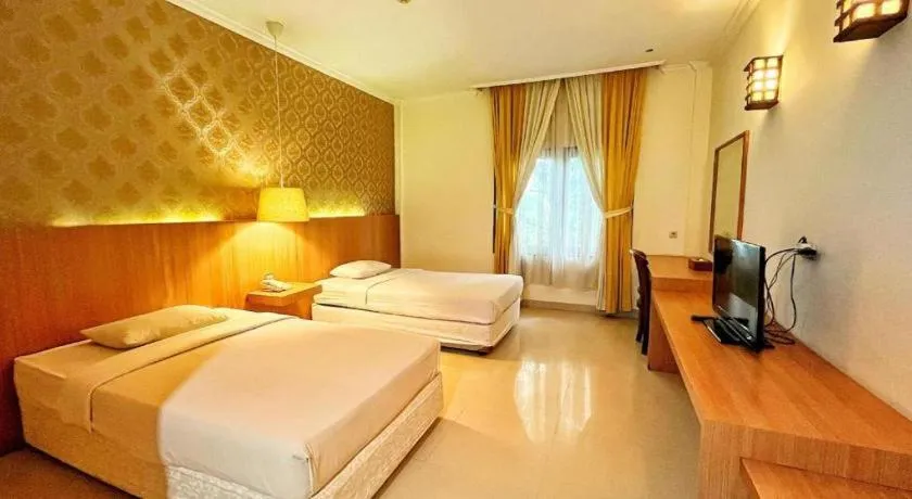 Bed in HOTEL SARI KURING INDAH