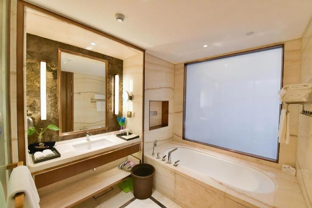 Bed in Qingdao Hualan Hotel