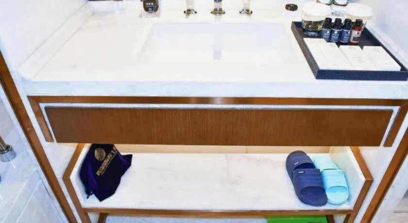 Qingdao Hualan Hotel