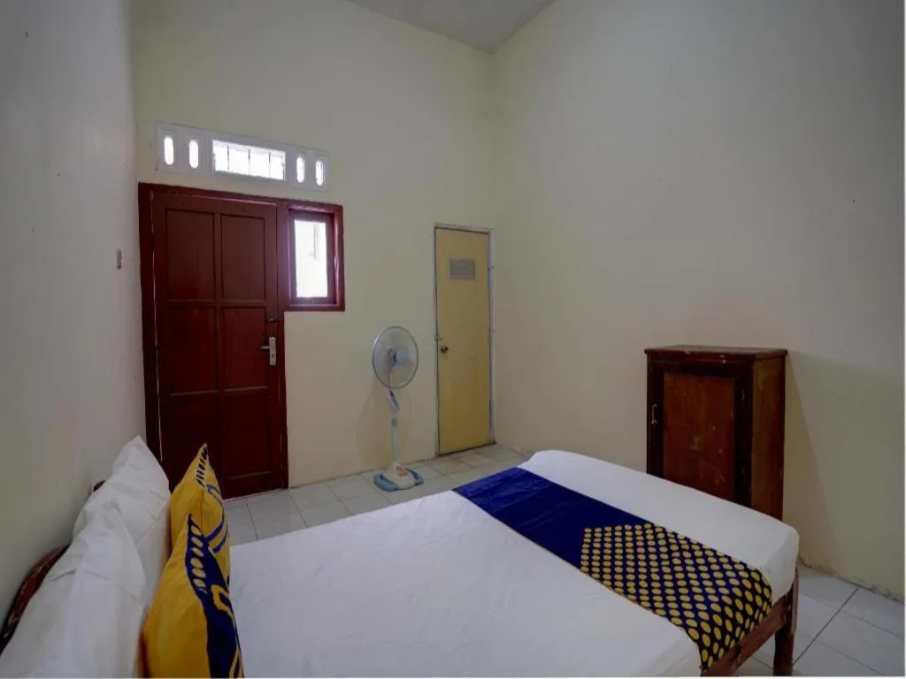Bed in Hotel O Sunyoto Homestay Syariah