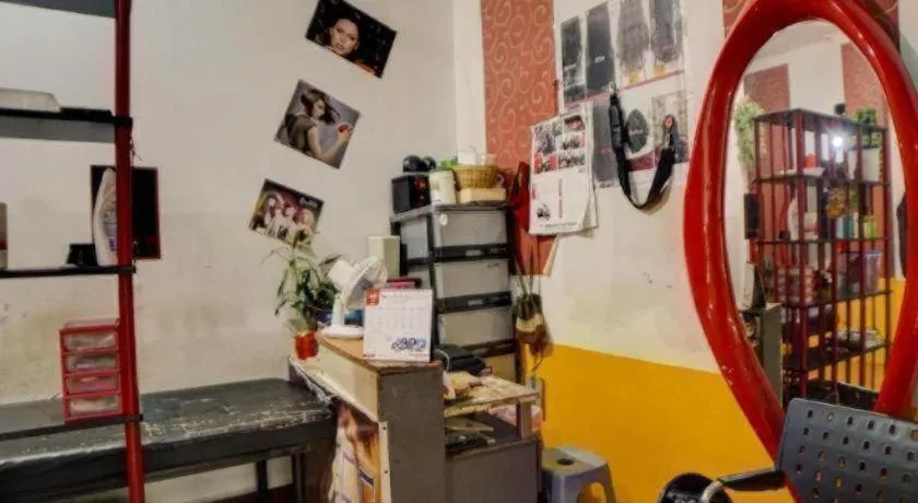 Hotel O Guesthouse 899