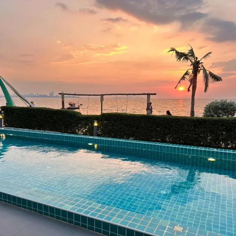 Golden Dragon Beach Resort Pattaya (Bang Lamung)