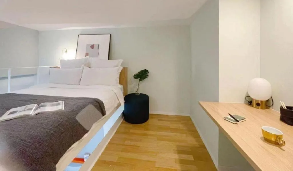 Bed in baseLITE-XINTIANDI Serviced Apartment